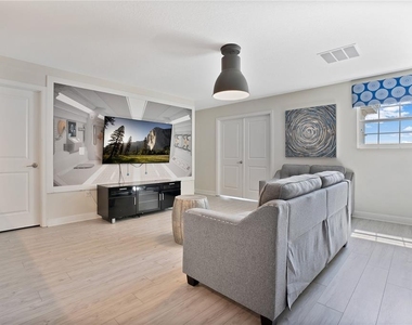 1613 Maidstone Court - Photo Thumbnail 15