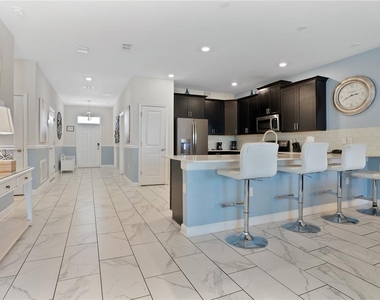 1613 Maidstone Court - Photo Thumbnail 2