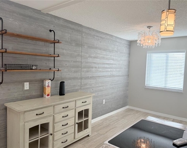 1000 Lake Of The Woods Boulevard - Photo Thumbnail 2