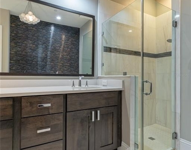 653 E Jackson Street - Photo Thumbnail 28