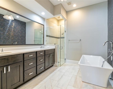 653 E Jackson Street - Photo Thumbnail 22