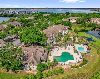 8915 Latrec Avenue - Photo Thumbnail 16