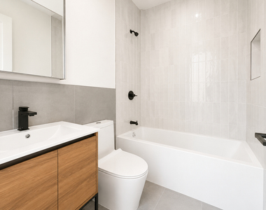 2324 Bedford Ave - Photo Thumbnail 6