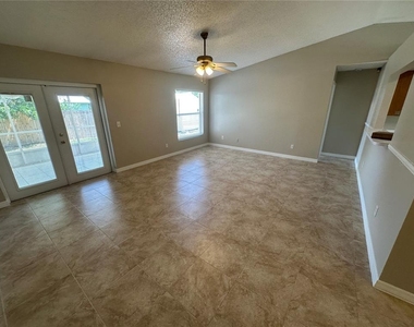 660 Marlene Drive - Photo Thumbnail 15