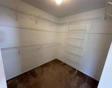 660 Marlene Drive - Photo Thumbnail 19