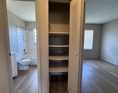 321 Nothern Durango Avenue - Photo Thumbnail 11
