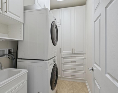 7961 Esta Lane - Photo Thumbnail 26