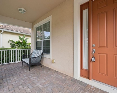 7961 Esta Lane - Photo Thumbnail 2