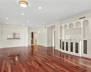 660 Osceola Avenue - Photo Thumbnail 8