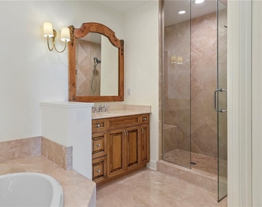 660 Osceola Avenue - Photo Thumbnail 15