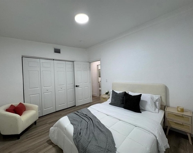 22011 Catherine Avenue - Photo Thumbnail 20