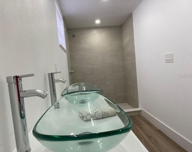 22011 Catherine Avenue - Photo Thumbnail 17