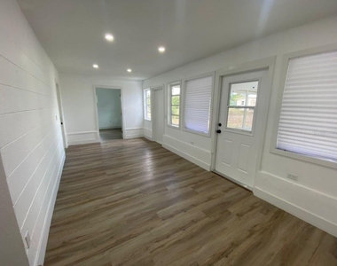22011 Catherine Avenue - Photo Thumbnail 26