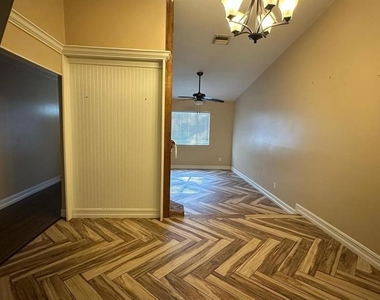 102 Winding Ridge Drive - Photo Thumbnail 1