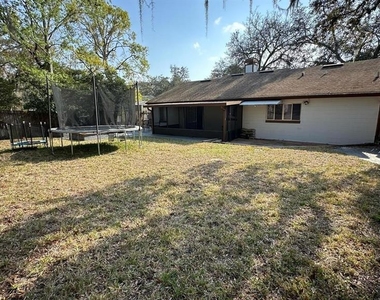 102 Winding Ridge Drive - Photo Thumbnail 11