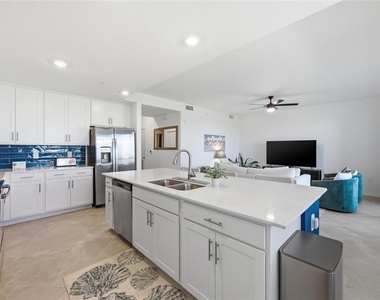 17595 Opal Sand Drive - Photo Thumbnail 15