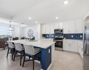 17595 Opal Sand Drive - Photo Thumbnail 9