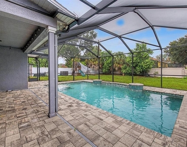 606 Royal Crest Drive - Photo Thumbnail 36