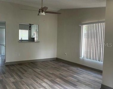 1100 Lowry Avenue - Photo Thumbnail 22