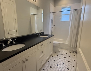 636 Sw 128th Terrace - Photo Thumbnail 15