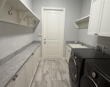 636 Sw 128th Terrace - Photo Thumbnail 29