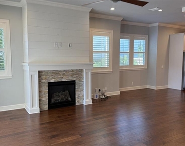 636 Sw 128th Terrace - Photo Thumbnail 10