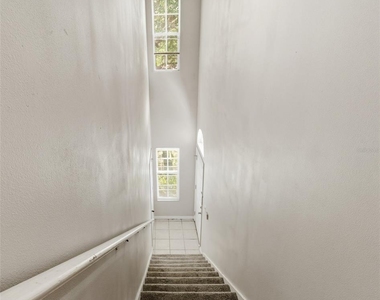 10000 Sw 52nd Avenue - Photo Thumbnail 8