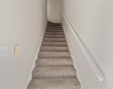 10000 Sw 52nd Avenue - Photo Thumbnail 7