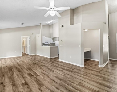 10000 Sw 52nd Avenue - Photo Thumbnail 10