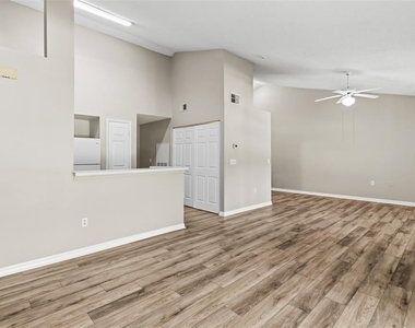10000 Sw 52nd Avenue - Photo Thumbnail 11