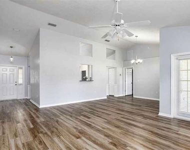 1029 Nw 90th Drive - Photo Thumbnail 1