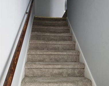 3727 Sw 28th Terrace - Photo Thumbnail 12