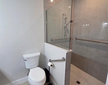 3079 Isles Way - Photo Thumbnail 12