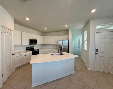 268 Redbud Road - Photo Thumbnail 2