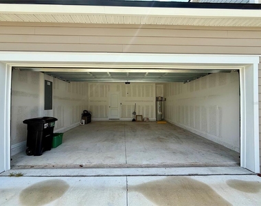268 Redbud Road - Photo Thumbnail 25