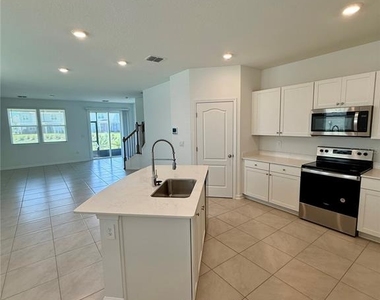 268 Redbud Road - Photo Thumbnail 4