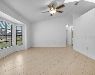 367 Mendoza Street - Photo Thumbnail 9