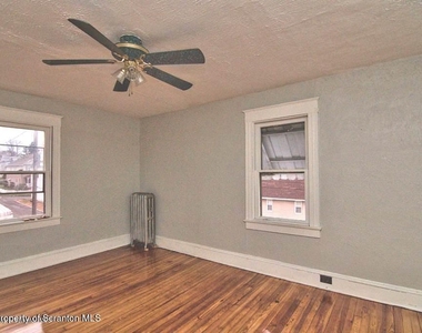 34 Simon Block Avenue - Photo Thumbnail 8