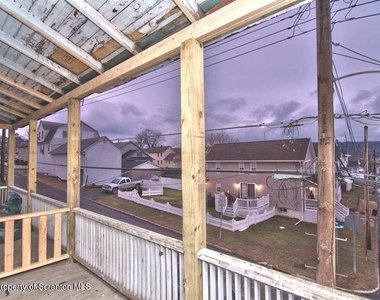 34 Simon Block Avenue - Photo Thumbnail 11