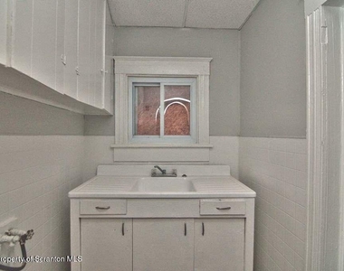 34 Simon Block Avenue - Photo Thumbnail 18