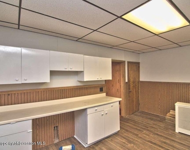 34 Simon Block Avenue - Photo Thumbnail 38
