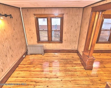 34 Simon Block Avenue - Photo Thumbnail 4