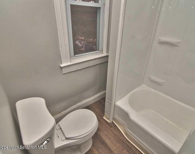 34 Simon Block Avenue - Photo Thumbnail 19