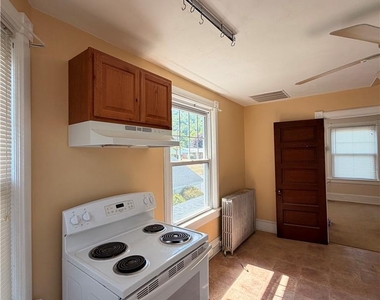 203 Easton Road - Photo Thumbnail 11