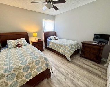5753 Avista Drive - Photo Thumbnail 34