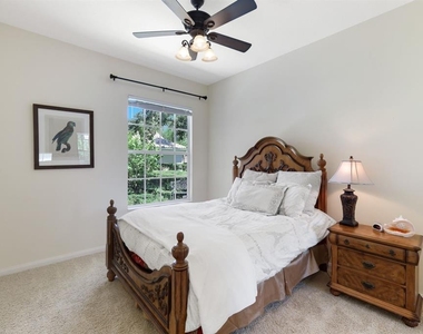 5848 Ferrara Drive - Photo Thumbnail 21