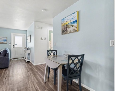 837 Dolphin Avenue Nw - Photo Thumbnail 15