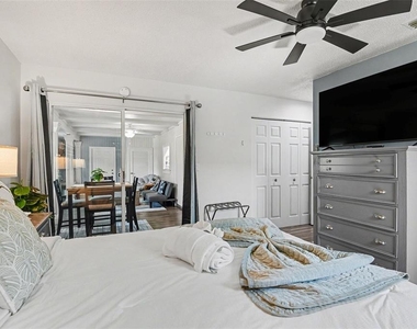 837 Dolphin Avenue Nw - Photo Thumbnail 8