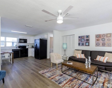 1297 13th Street - Photo Thumbnail 6