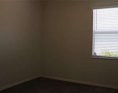 5024 119th Terrace E - Photo Thumbnail 24